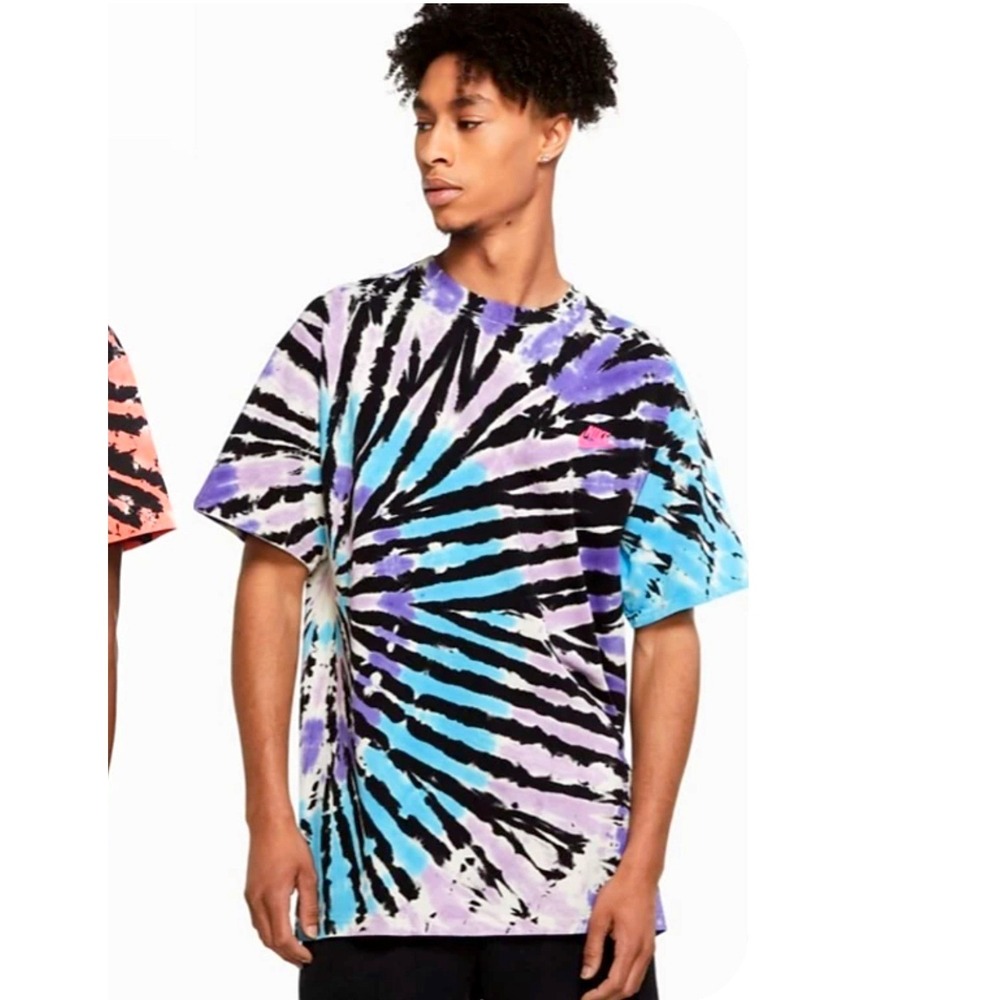 Nike Men's Tie Dye T-Shirt Medium Purple Blue Black Spiral Logo Tee
